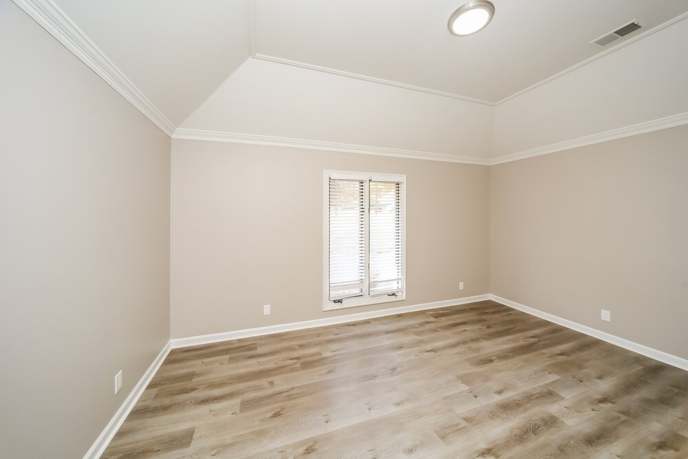 3-Bed Rental on 6404 Evergreen Dr photo 16