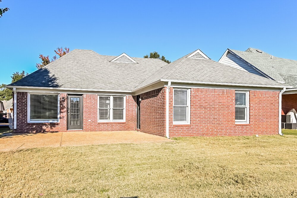 3-Bed Rental on 6480 Cheyenne Dr photo 16