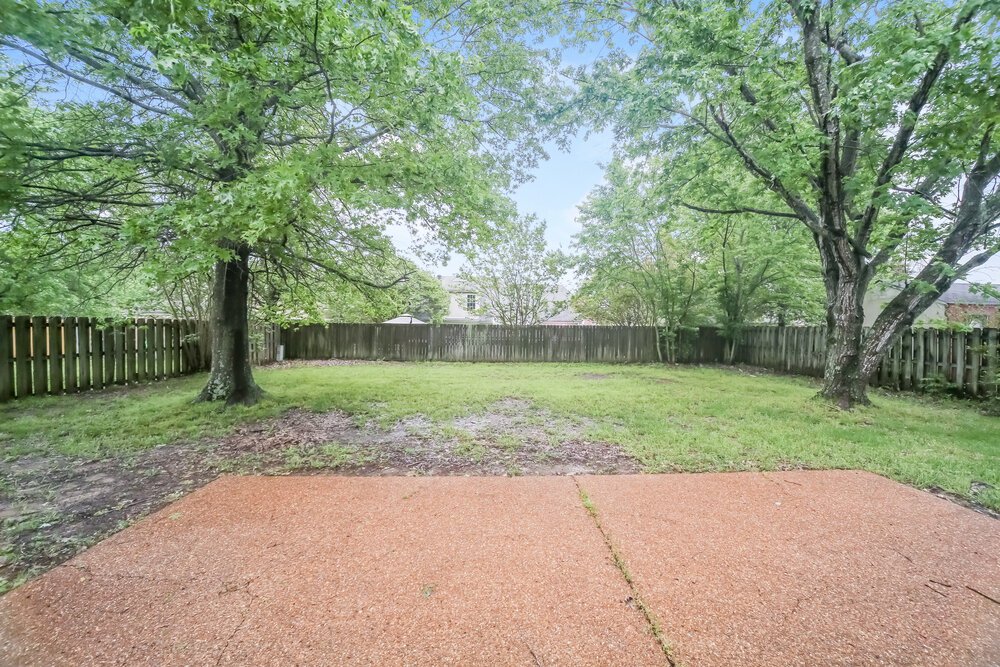 4-Bed Rental on 7228 Hunters Horn photo 16