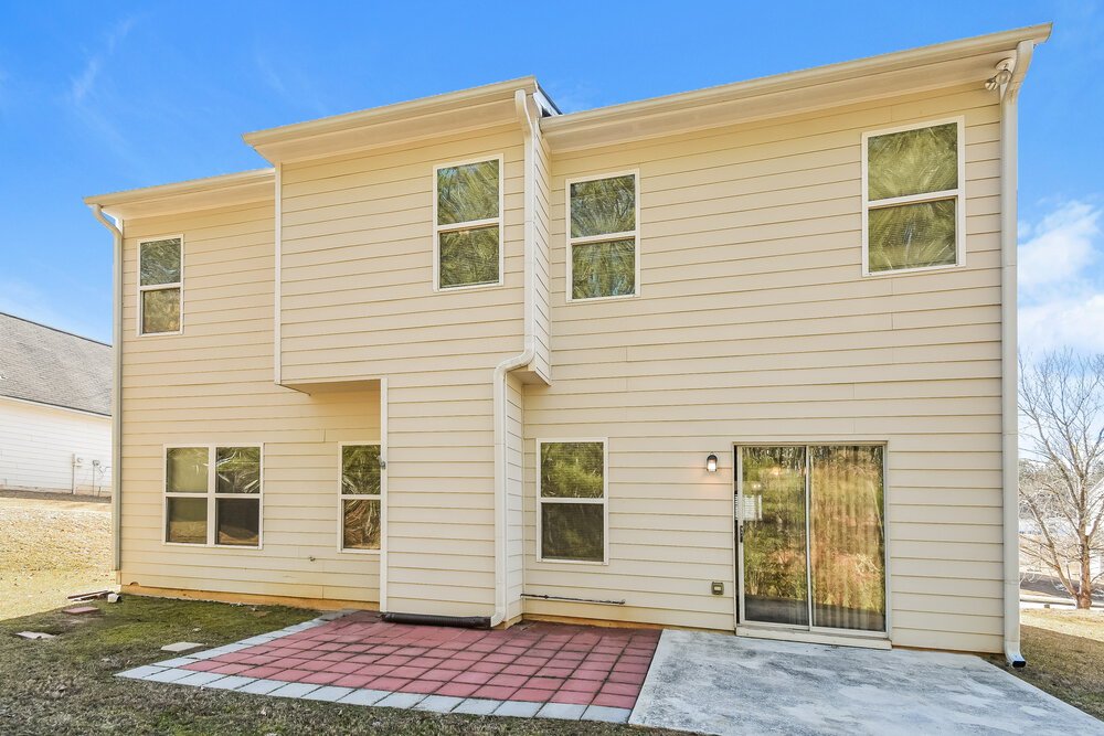 5-Bed Rental on 250 Alamosa Path photo 16