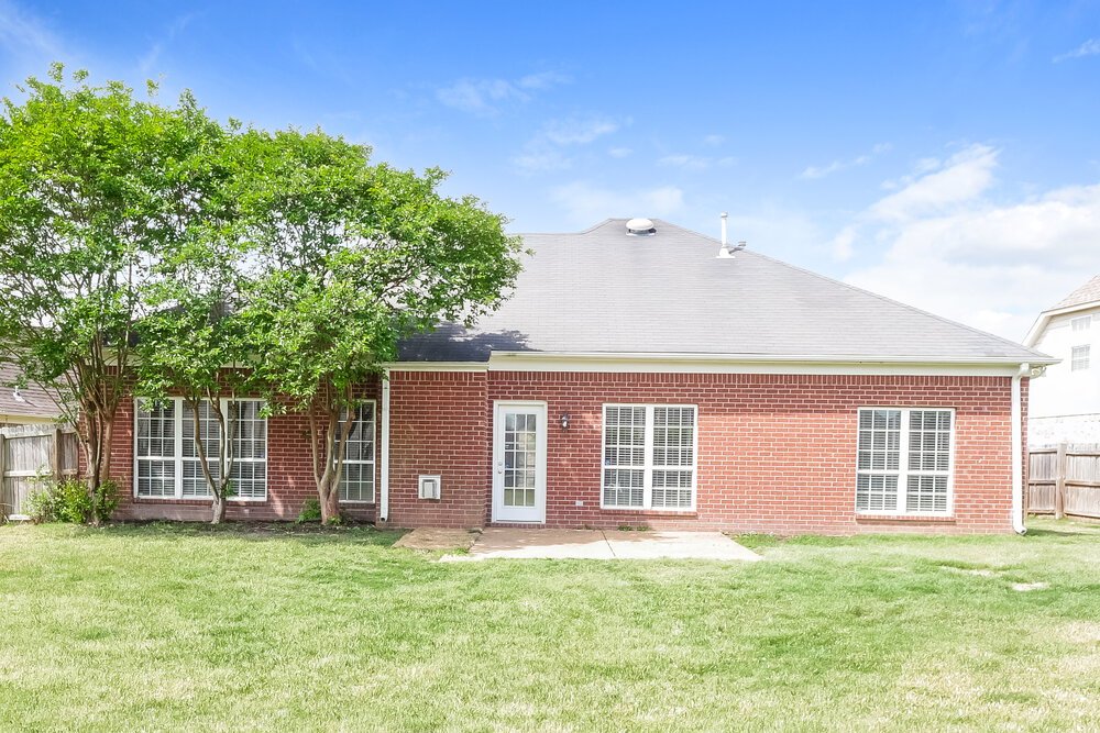 3-Bed Rental on 8426 Linda Shore photo 16