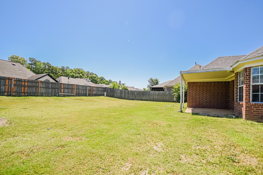 3-Bed Rental on 5746 Oakley Dr photo 16