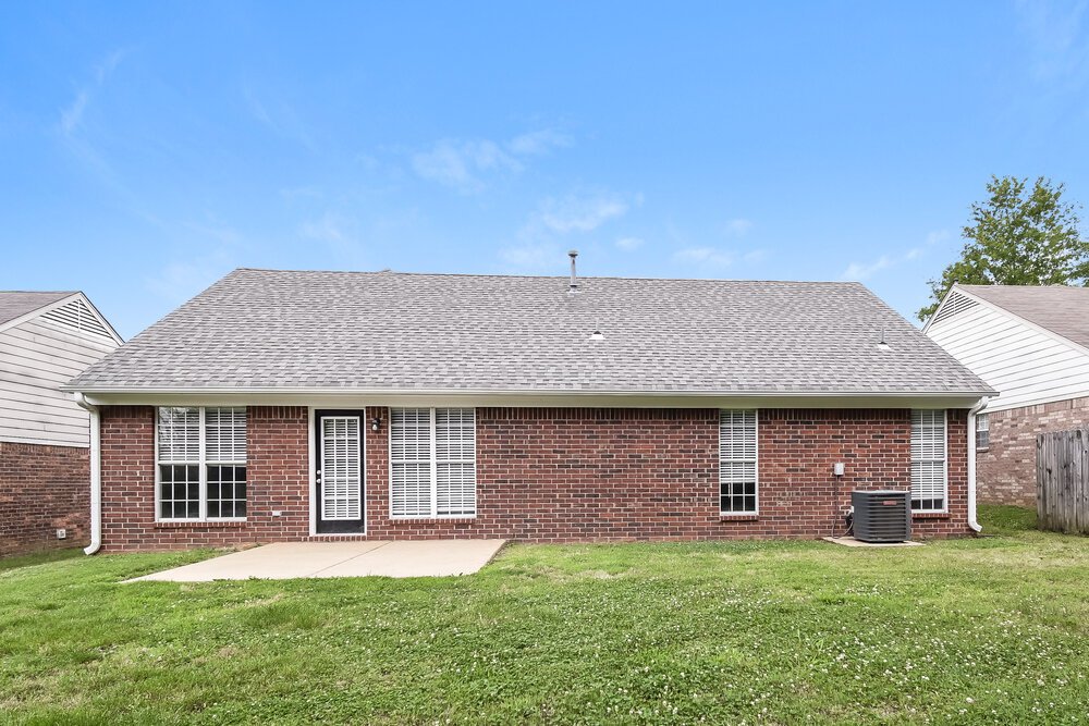 3-Bed Rental on 8274 Park Pike photo 16