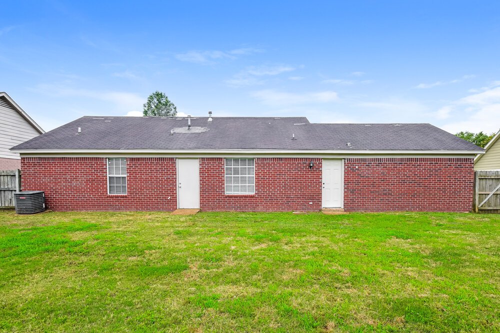 3-Bed Rental on 4506 Shadow Hollow photo 16