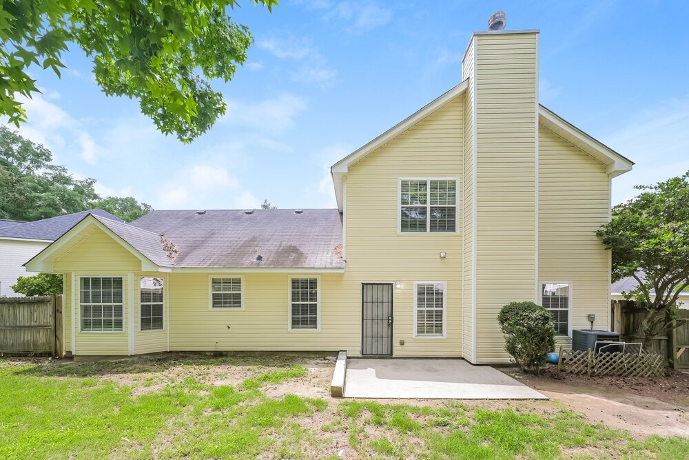 3-Bed Rental on 4710 Millenium View photo 16