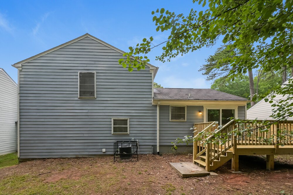 3-Bed Rental on 1338 Mill Lake photo 16