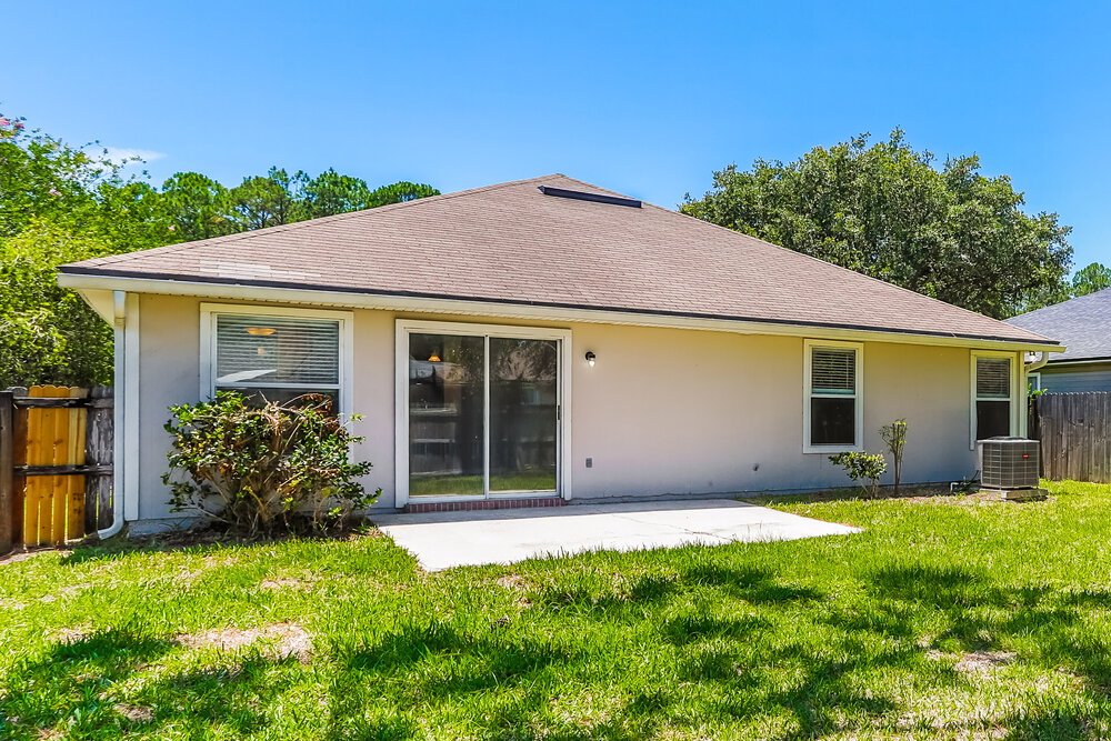 3-Bed Rental on 8073 Leafcrest Dr photo 16