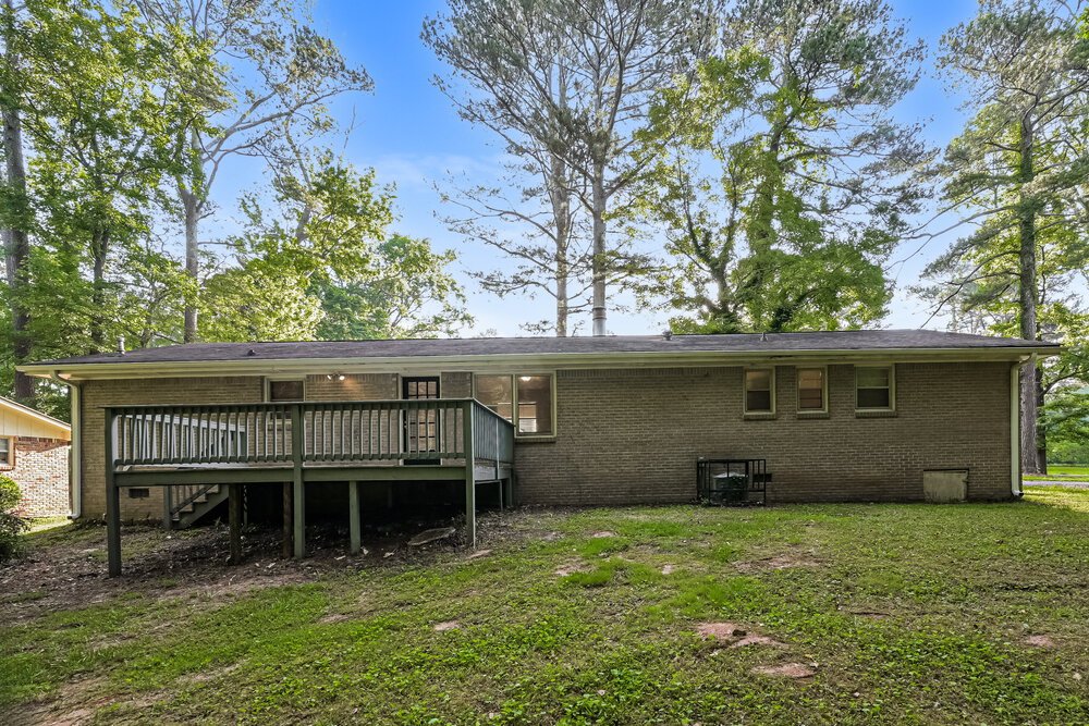 3-Bed Rental on 355 Arcadia Pl photo 16