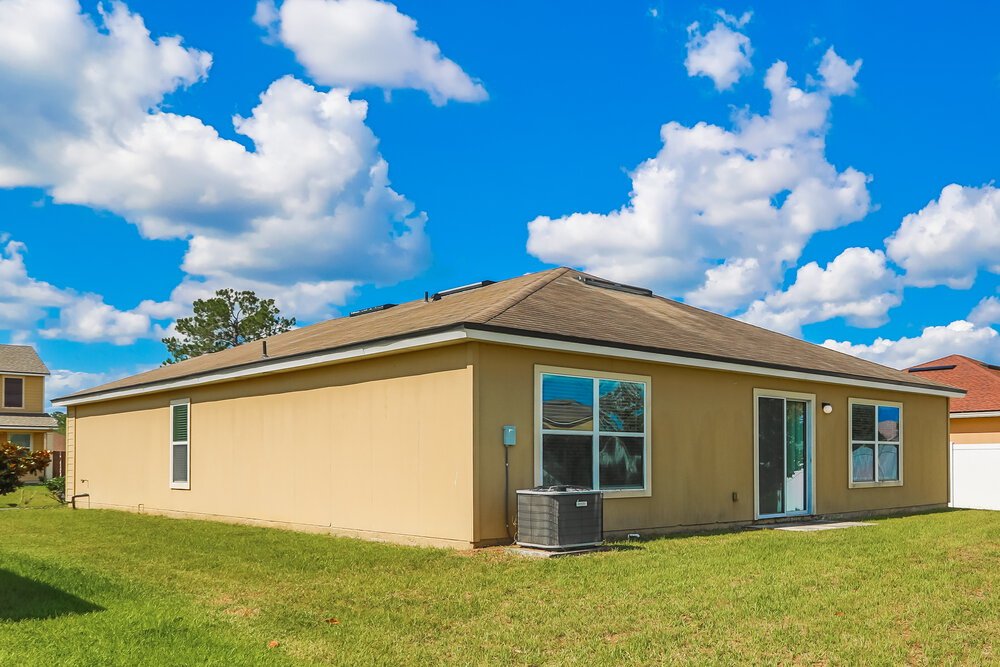 4-Bed Rental on 3251 Canyon Falls photo 16