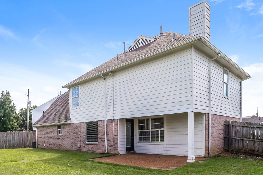 4-Bed Rental on 6997 Luxor Ln photo 16