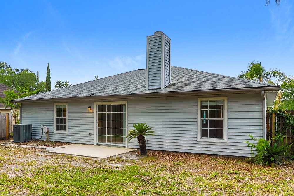 3-Bed Rental on 7835 Longhorn Cir photo 16