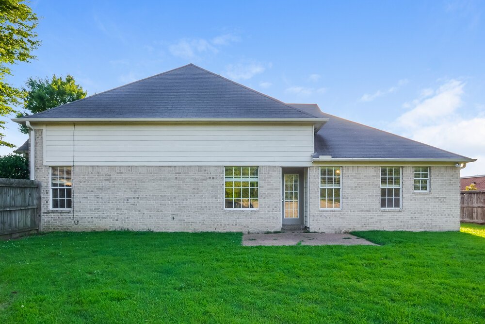 3-Bed Rental on 8280 Dexter Ridge photo 16