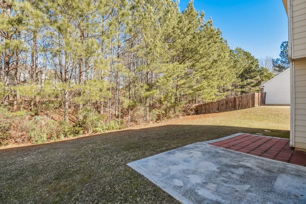 5-Bed Rental on 250 Alamosa Path photo 17