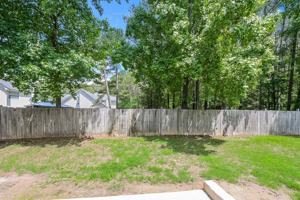 3-Bed Rental on 4710 Millenium View photo 17