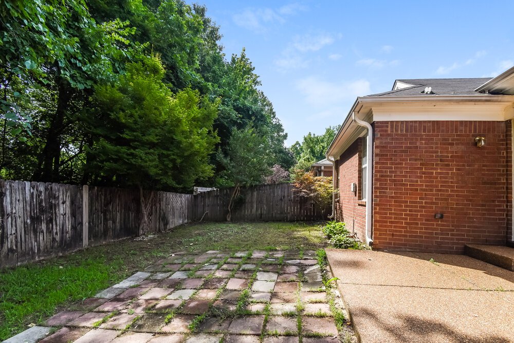 3-Bed Rental on 7510 Bakers Glenn photo 17