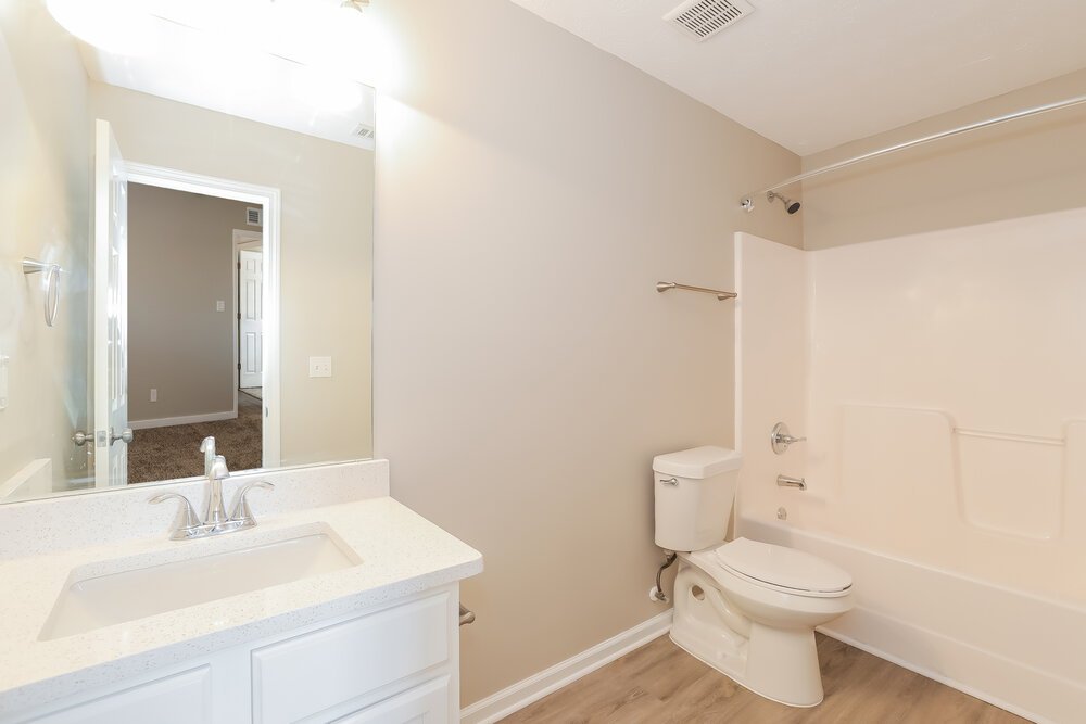 4-Bed Rental on 1052 Navaho Trl photo 17