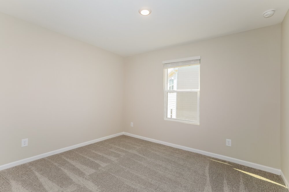 4-Bed Rental on 637 Knightsbridge Lane photo 17