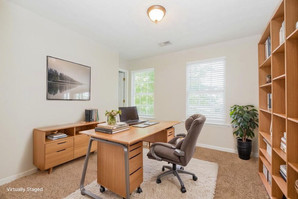 4-Bed Rental on 1002 Allegiance Dr photo 17