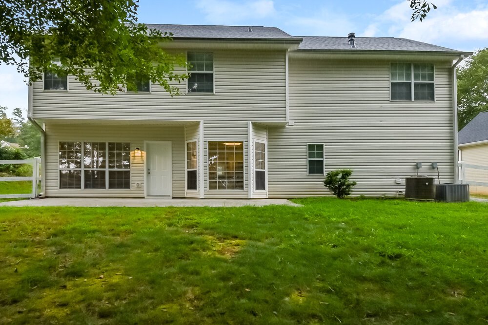 3-Bed Rental on 10038 Harmon Springs photo 17