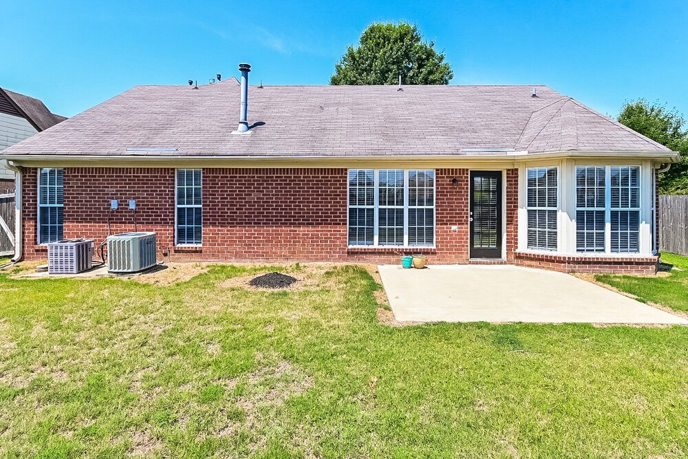 3-Bed Rental on 6620 Tealwood Dr photo 17