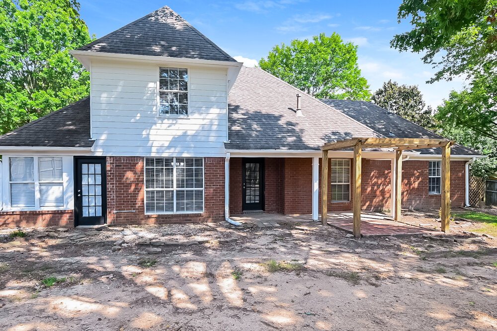 4-Bed Rental on 5759 Michaelson Dr photo 17