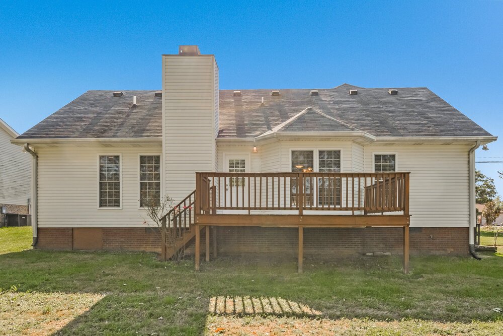 3-Bed Rental on 7660 S Swift photo 17
