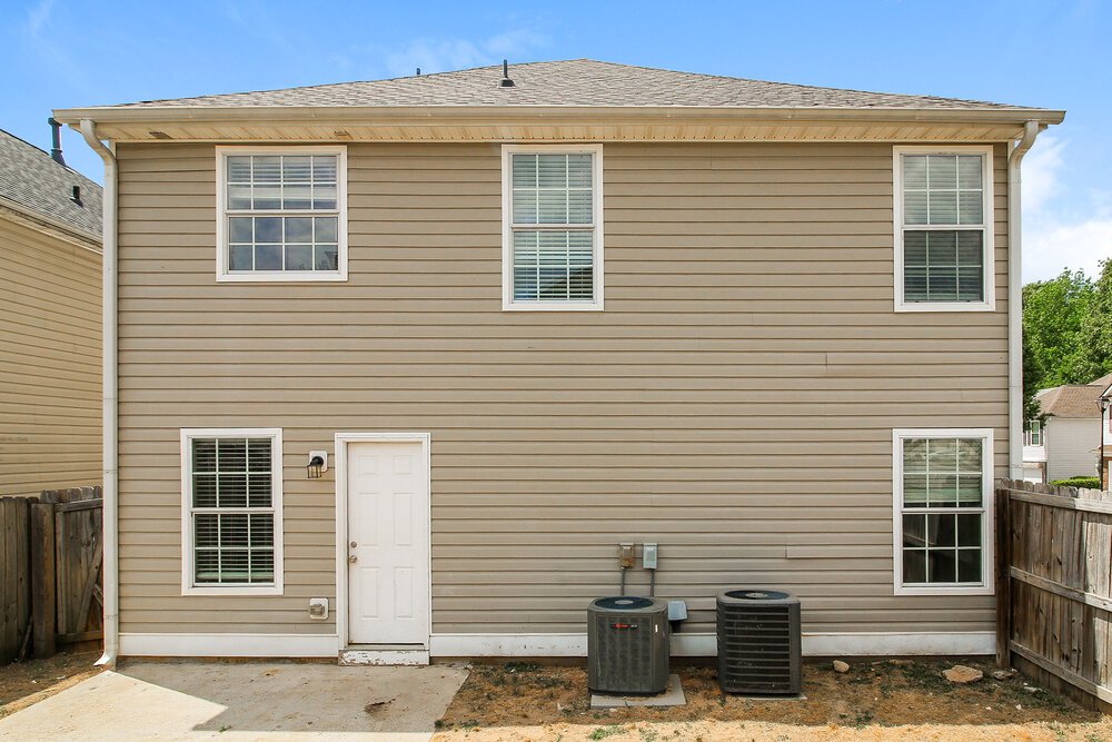 5-Bed Rental on 5848 El Segundo photo 17