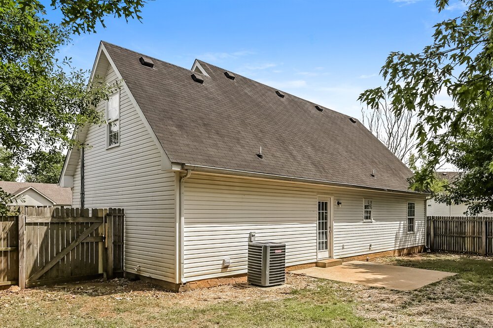 3-Bed Rental on 222 Hermitage Dr photo 17
