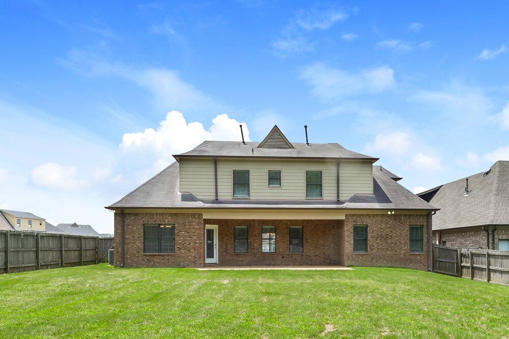 4-Bed Rental on 65 Ridgefield Dr photo 17