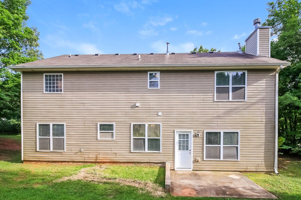 4-Bed Rental on 412 Peterson Dr photo 17