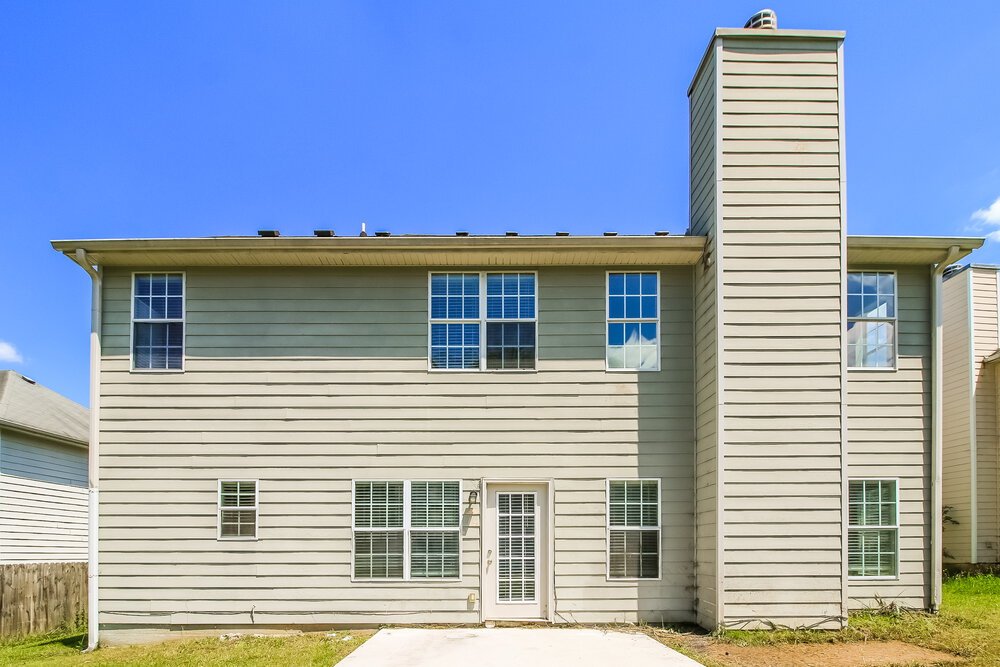 3-Bed Rental on 3505 Creekview Dr photo 17