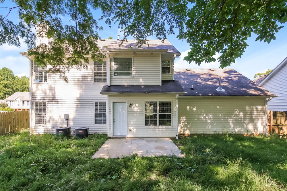 3-Bed Rental on 1905 Elm Park photo 17