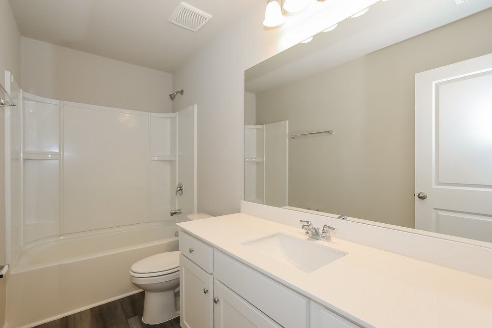 4-Bed Rental on 637 Knightsbridge Lane photo 18