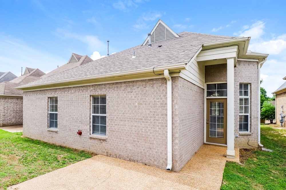 3-Bed Rental on 7575 Glen Creek photo 18