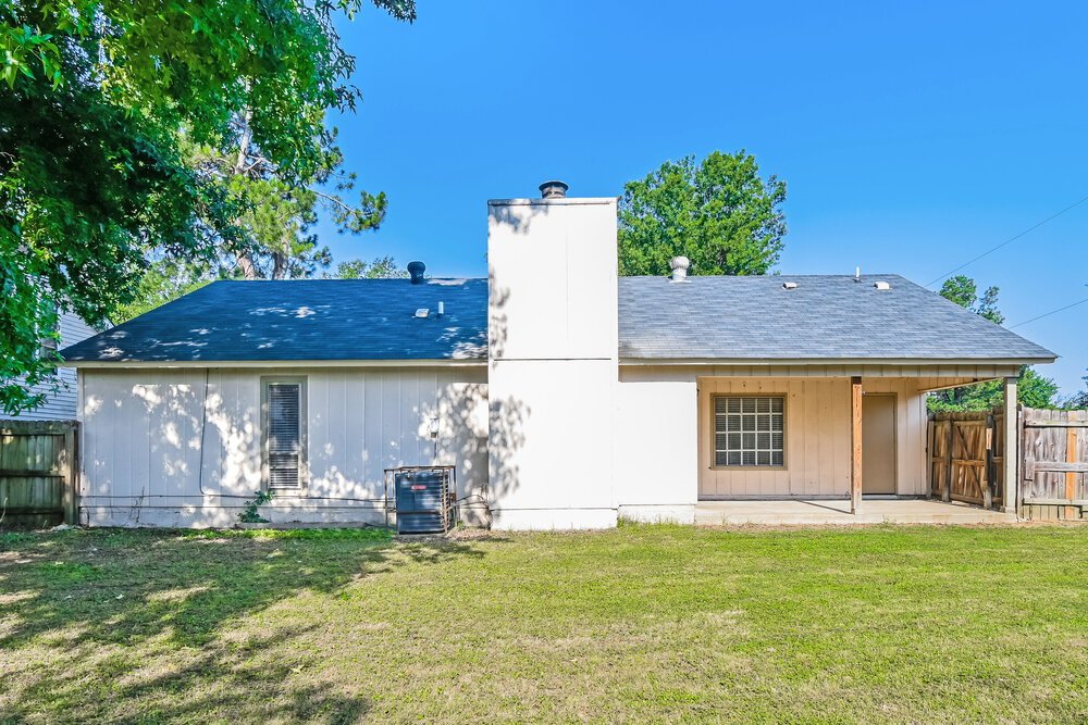 3-Bed Rental on 4476 Trout Valley photo 19