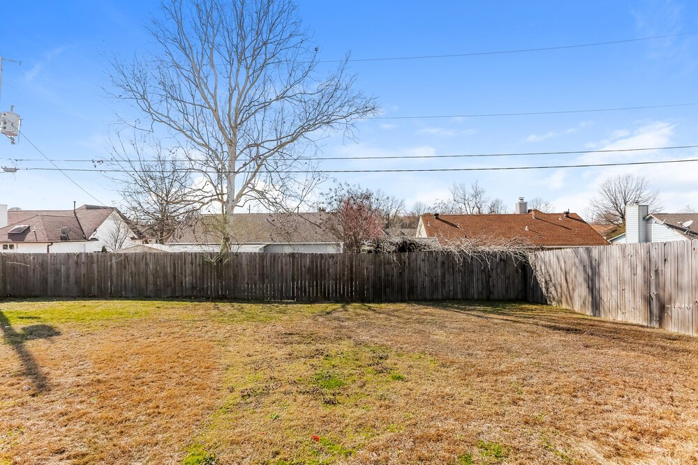 3-Bed Rental on 5305 N Oak photo 19