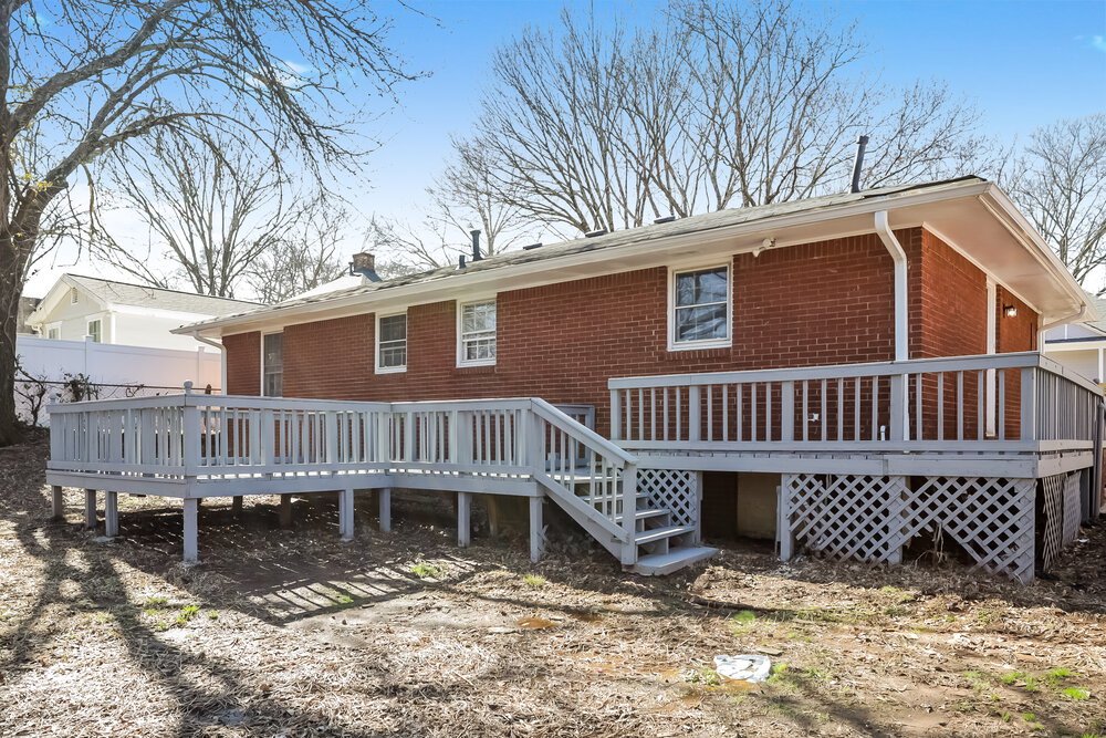 3-Bed Rental on 3276 Elm St photo 19