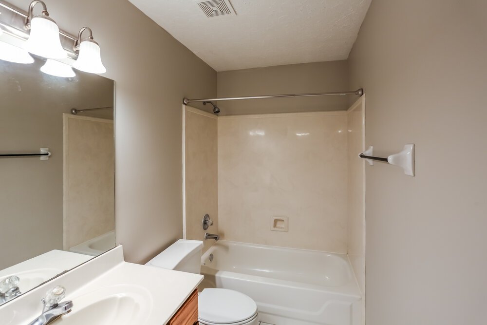 4-Bed Rental on 8633 Meadow Green photo 19