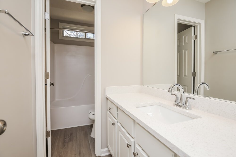 4-Bed Rental on 802 Pinder Point photo 19
