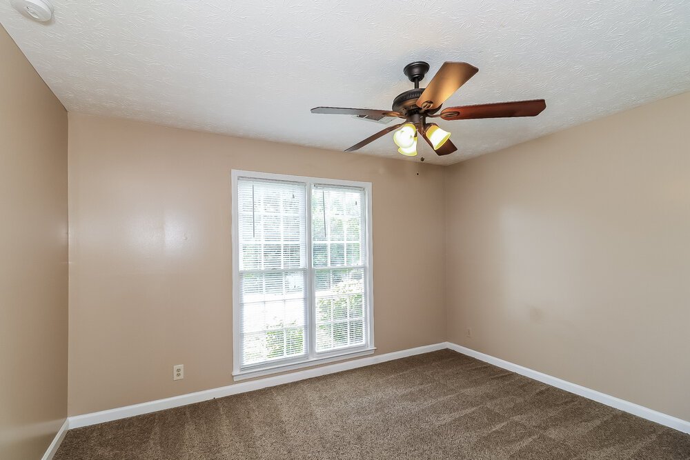 3-Bed Rental on 3935 Willowmeade Drive photo 24
