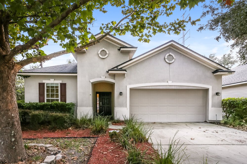 4-Bed Rental on 1606 Creek Point photo 1
