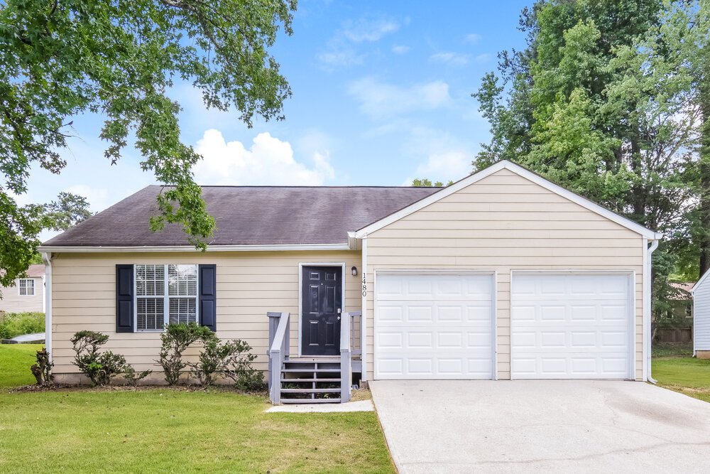 3-Bed Rental on 1480 Devon Mill photo 1