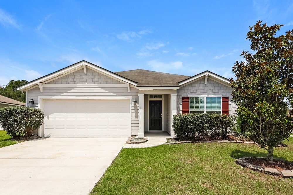 3-Bed Rental on 3800 Falcon Crest photo 1