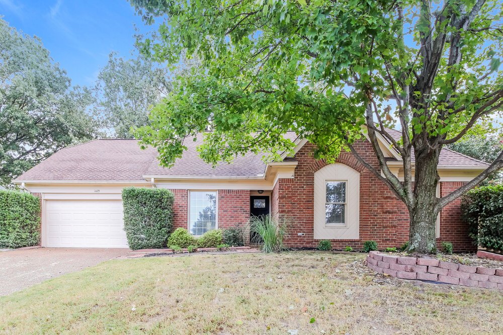 3-Bed Rental on 1470 Cider House photo 1