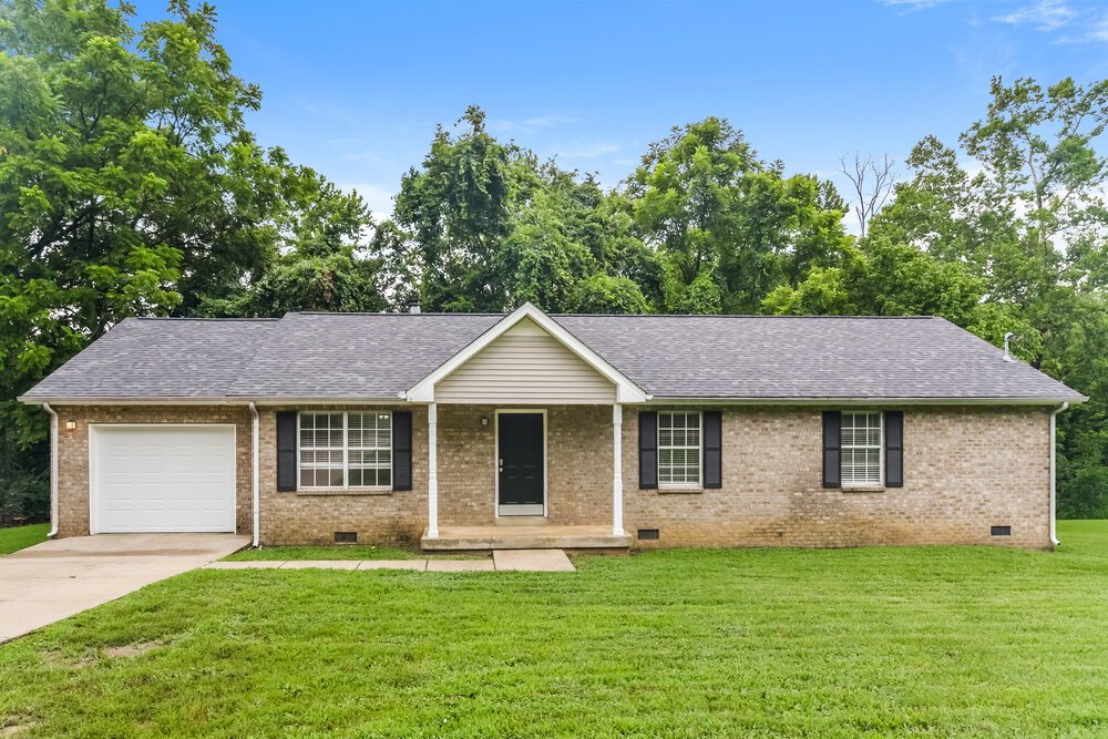 3-Bed Rental on 4560 Whites Creek photo 1