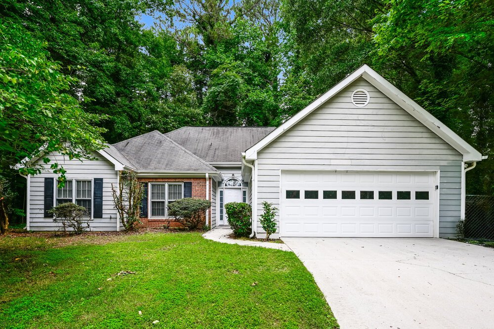 3-Bed Rental on 1204 Garden Path photo 1