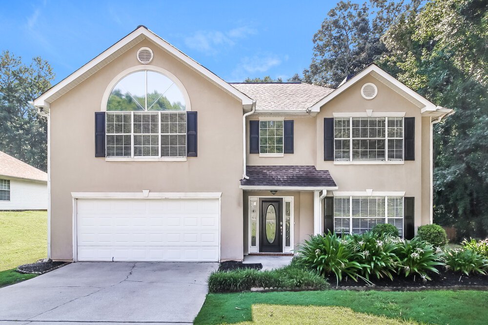 4-Bed Rental on 17 Arbor Cove photo 1