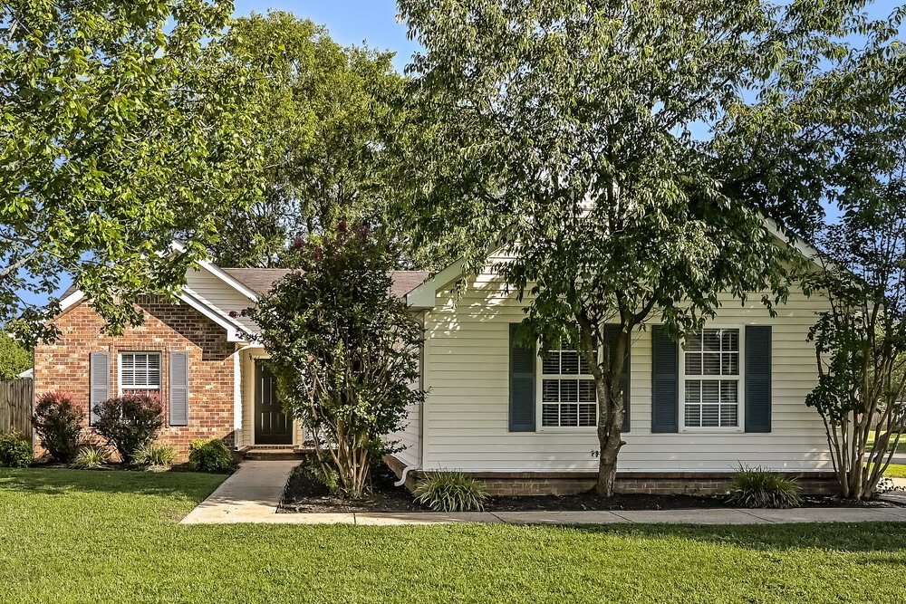 3-Bed Rental on 1147 Melvin Dr photo 1
