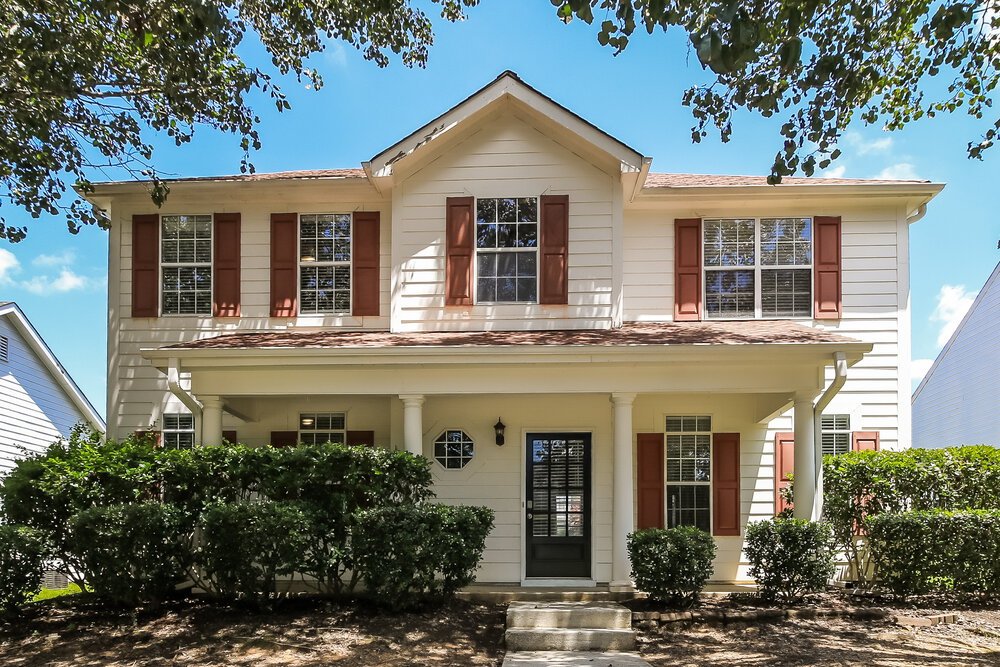 4-Bed Rental on 618 Brookwater Dr photo 1