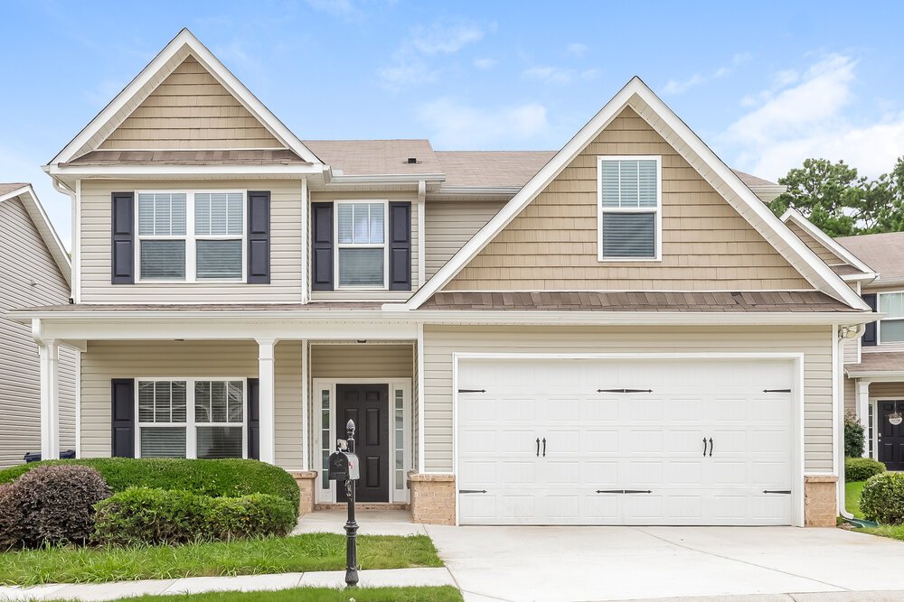 4-Bed Rental on 326 Crescent Woode photo 1